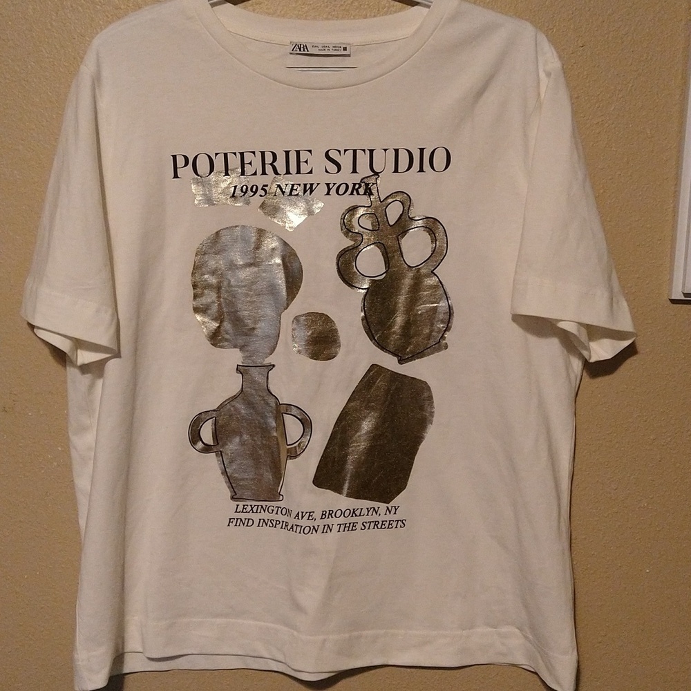 Zara "Poterie Studio" Graphic T-shirt